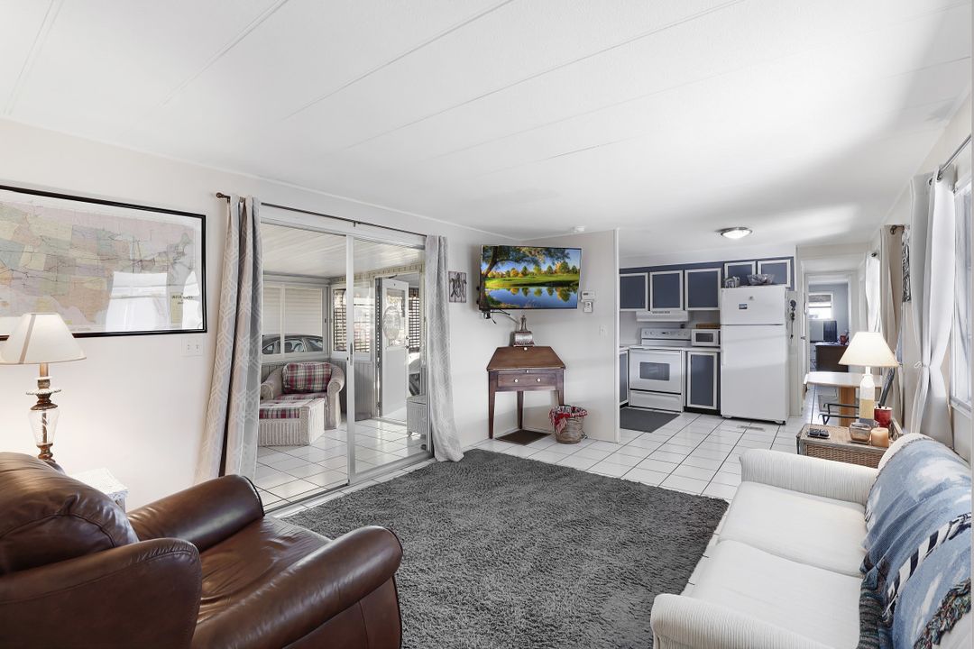 11340 Cypress Ln, Fort Myers Beach, FL 33931
