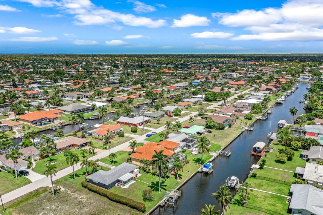 5267 Tiffany Ct, Cape Coral, FL 33904