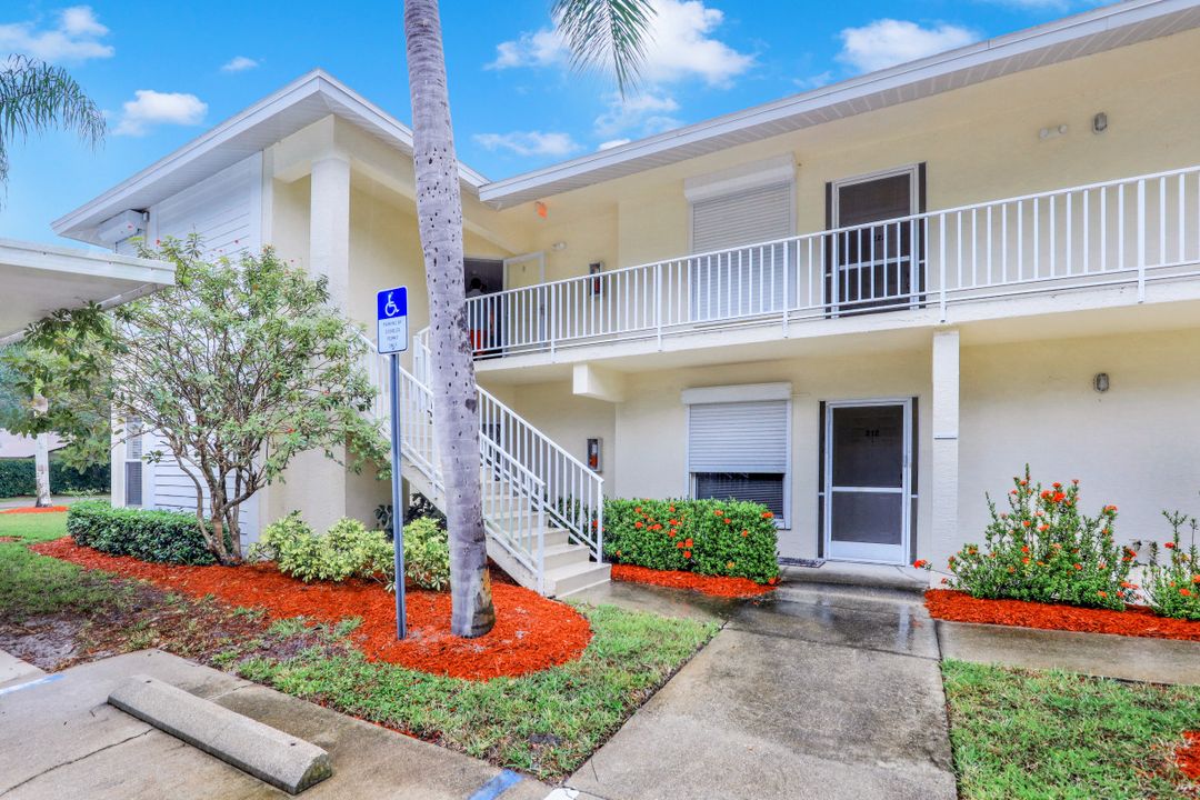 10231 Maddox Ln #211, Bonita Springs, FL 34135