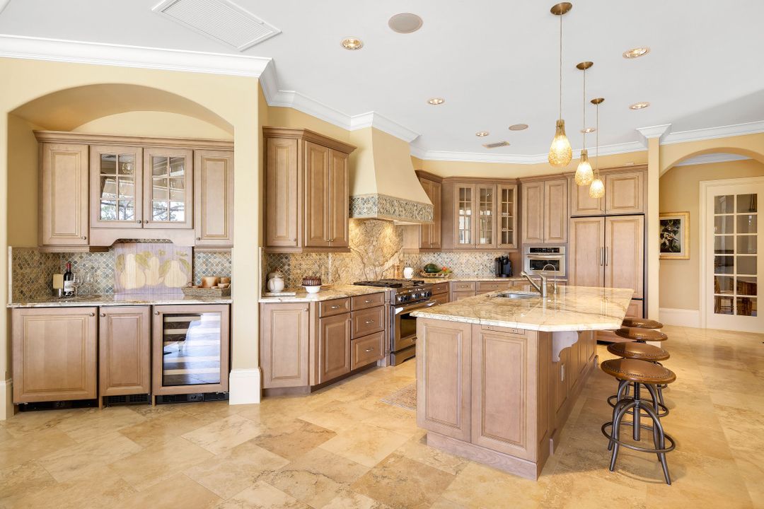 16940 Timberlakes Dr, Fort Myers, FL 33908