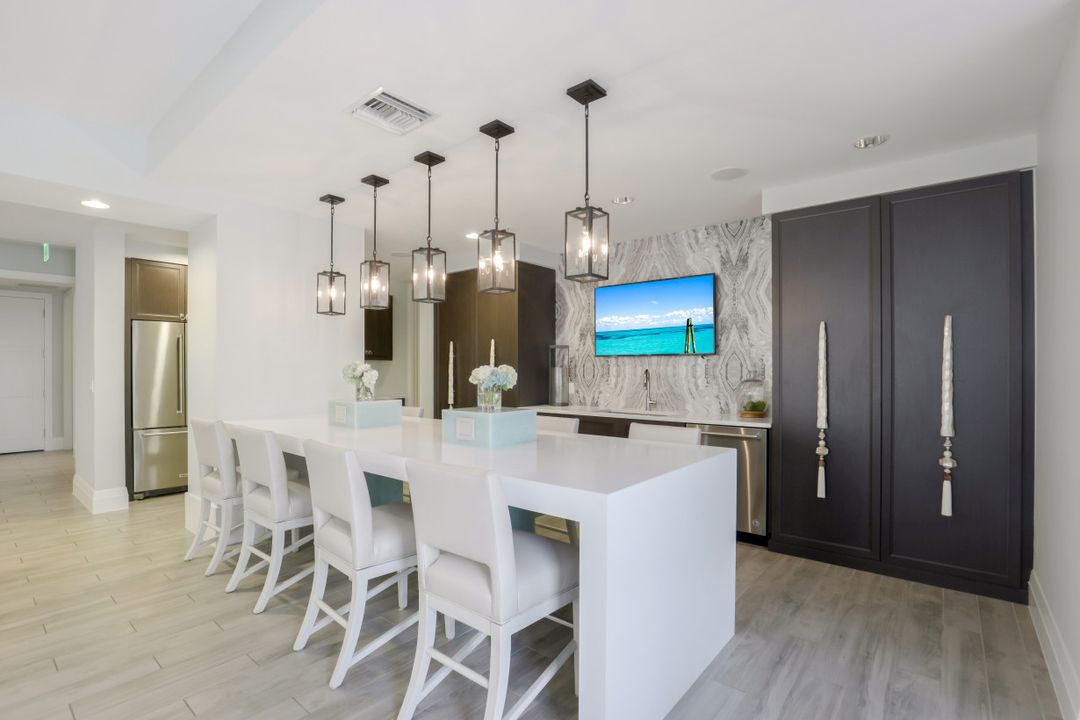 1035 3rd Ave S #203, Naples, FL 34102