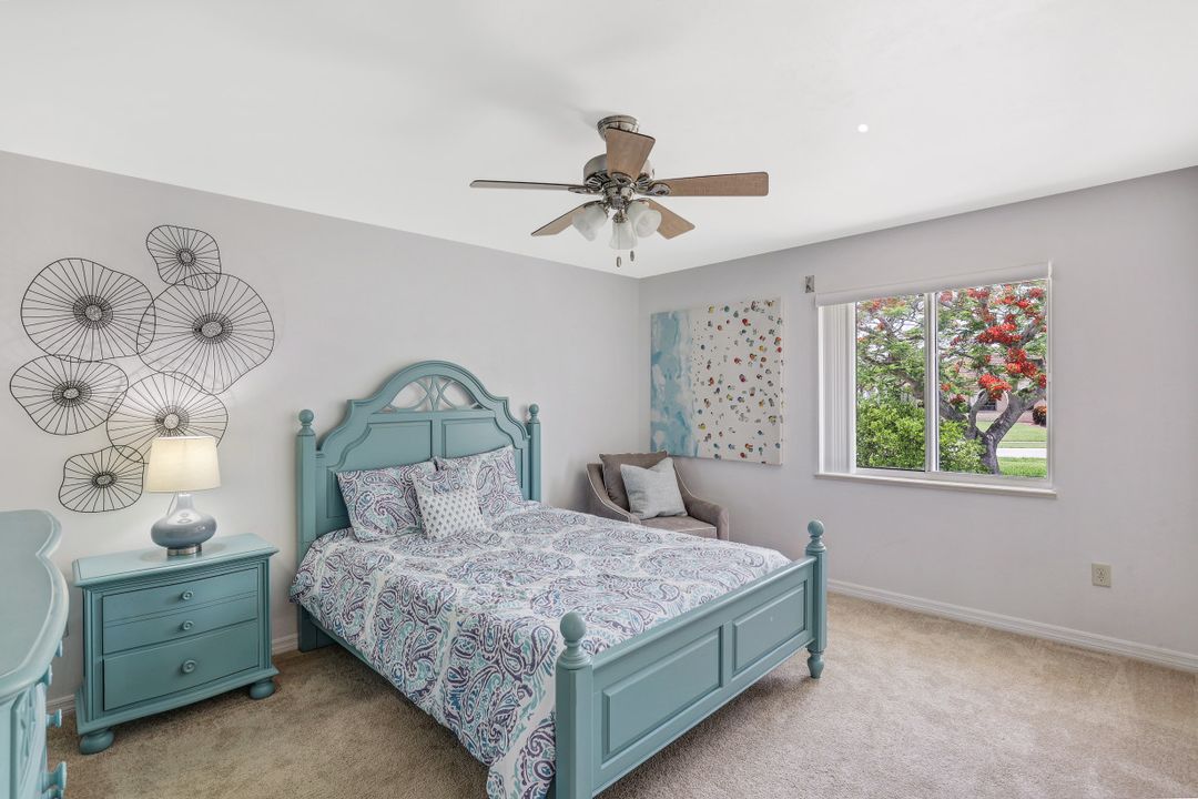 370 Cottage Ct, Marco Island, FL 34145