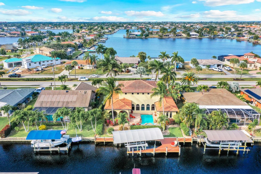 4907 Pelican Blvd, Cape Coral, FL 33914