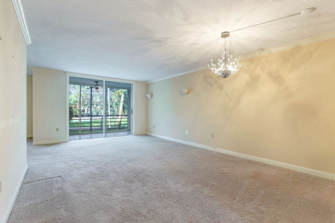 501 Forest Lakes Blvd #205, Naples, FL 34105