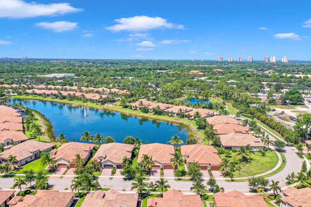 9448 Isla Bella Cir, Bonita Springs, FL 34135