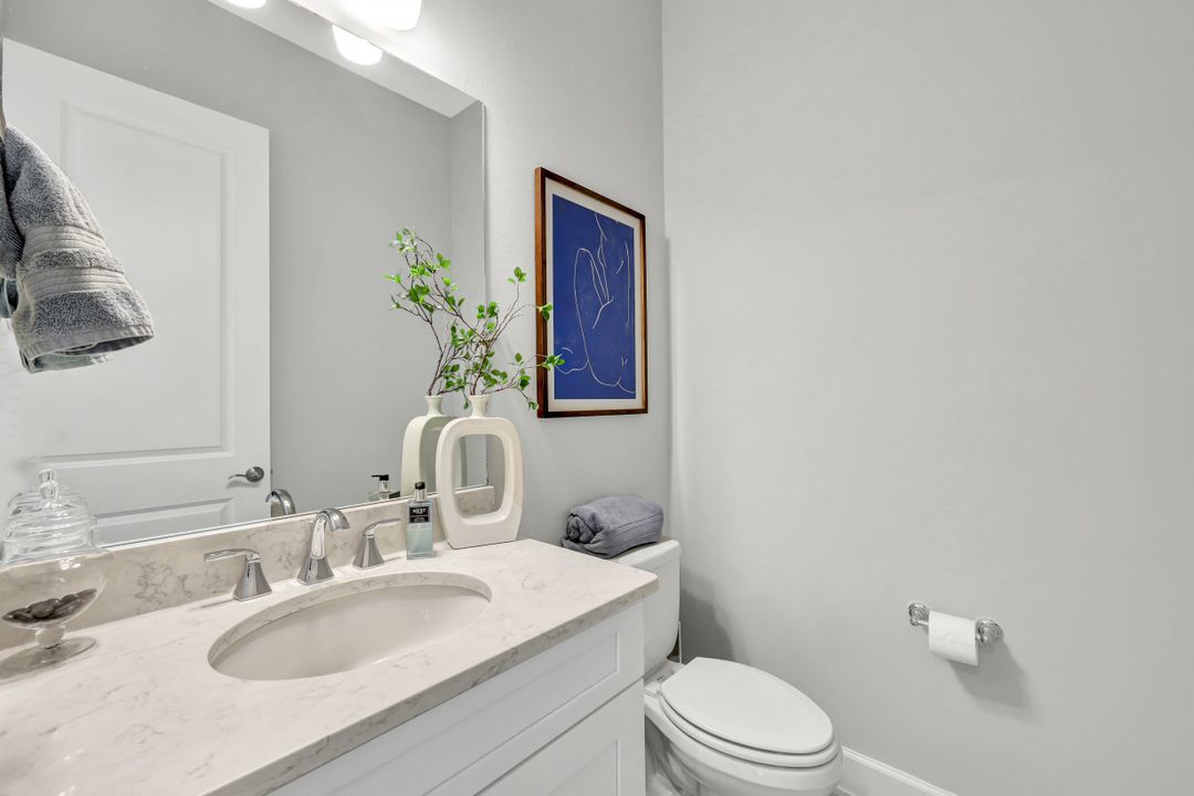 9645 Montelanico Loop #203, Naples, FL 34119