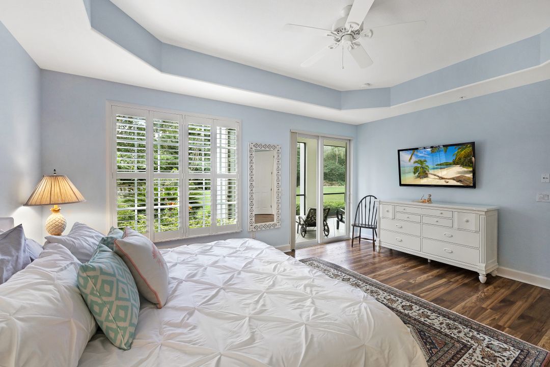 8080 Players Cove Dr Unit 102, Naples, FL 34113