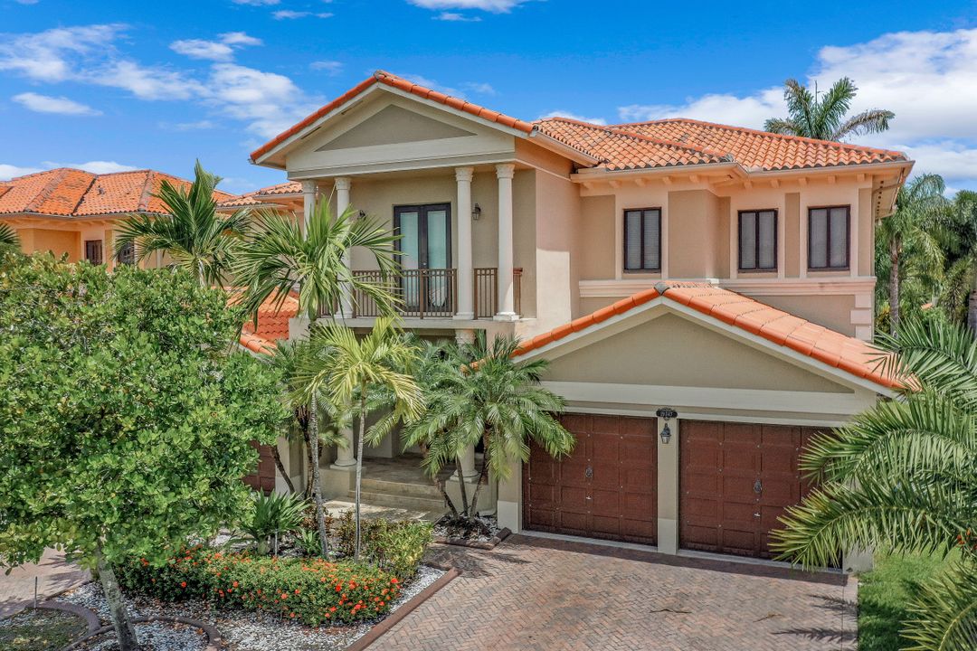 19347 SW 79th Pl, Cutler Bay, FL 33157