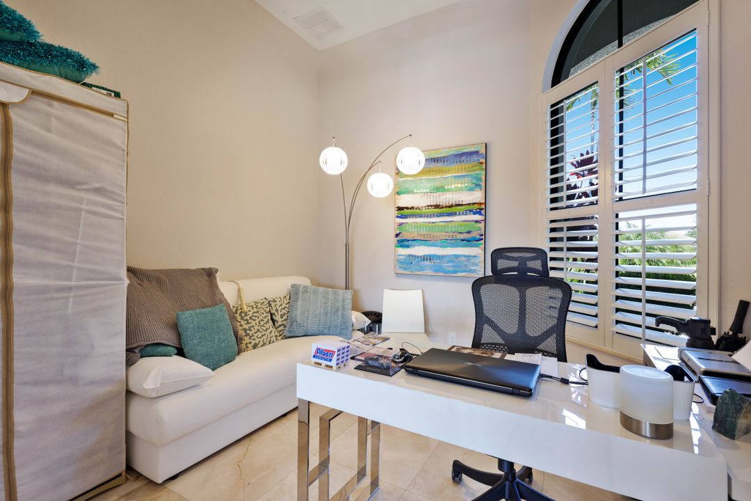 5334 SW 22nd Pl, Cape Coral, FL 33914