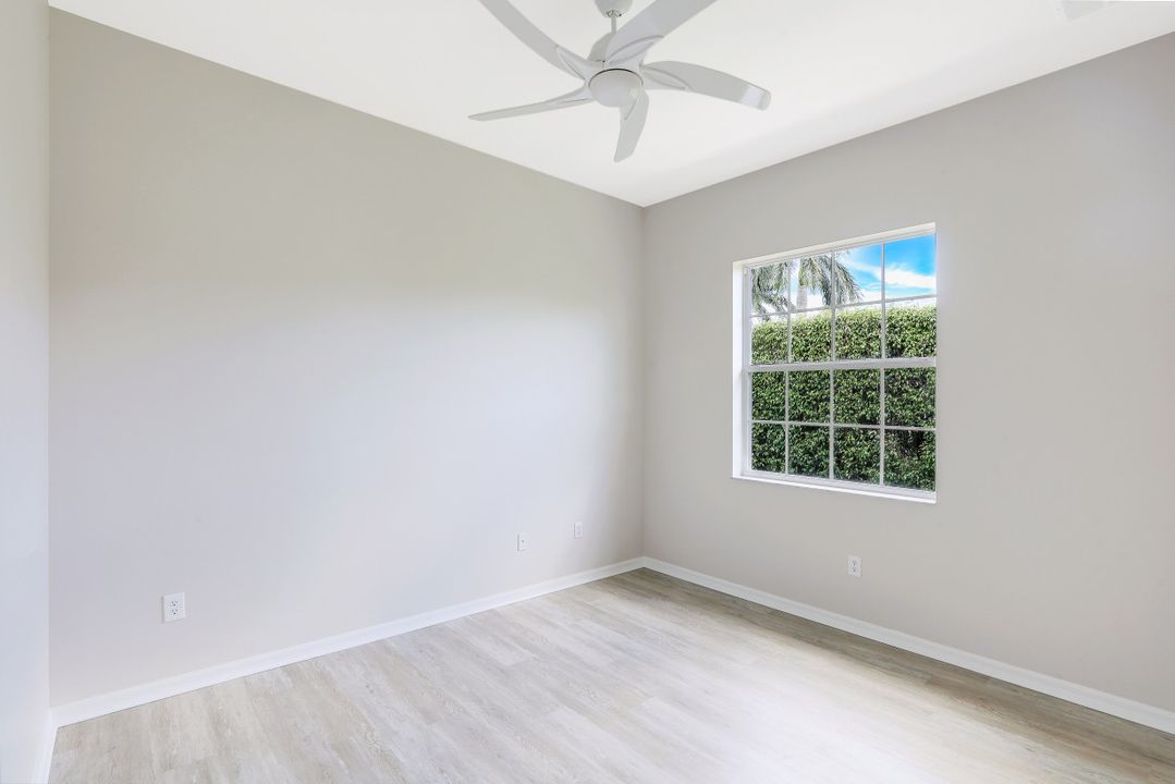 6705 Calumet Dr, Naples, FL 34113