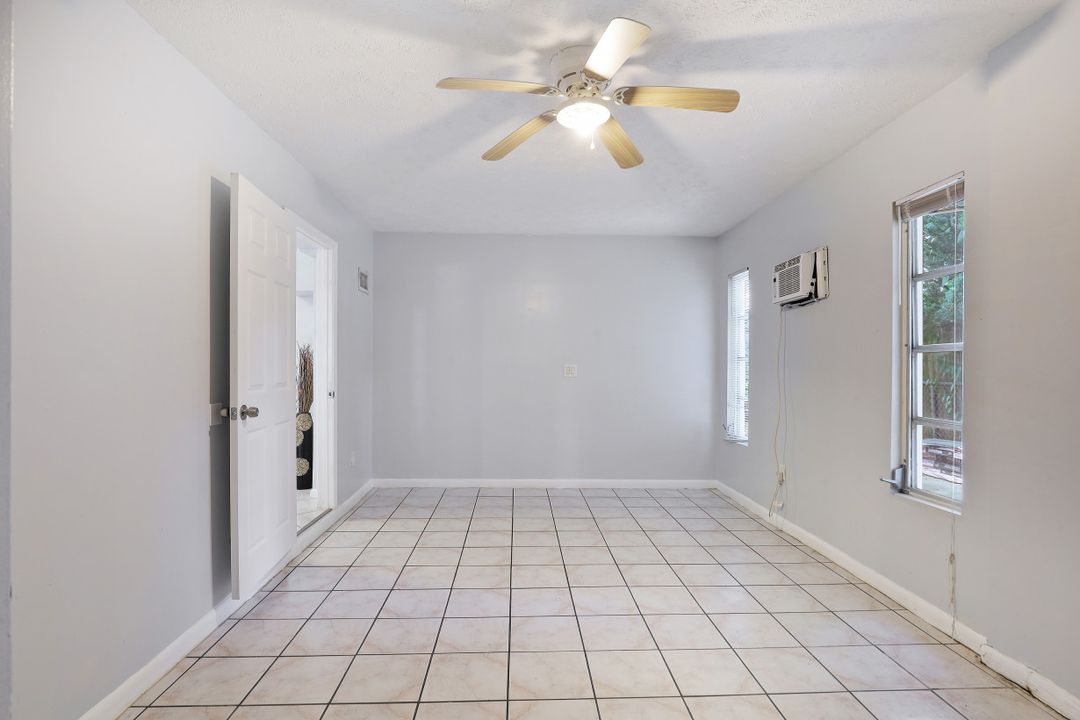 1637 Winkler Ave, Fort Myers, FL 33901