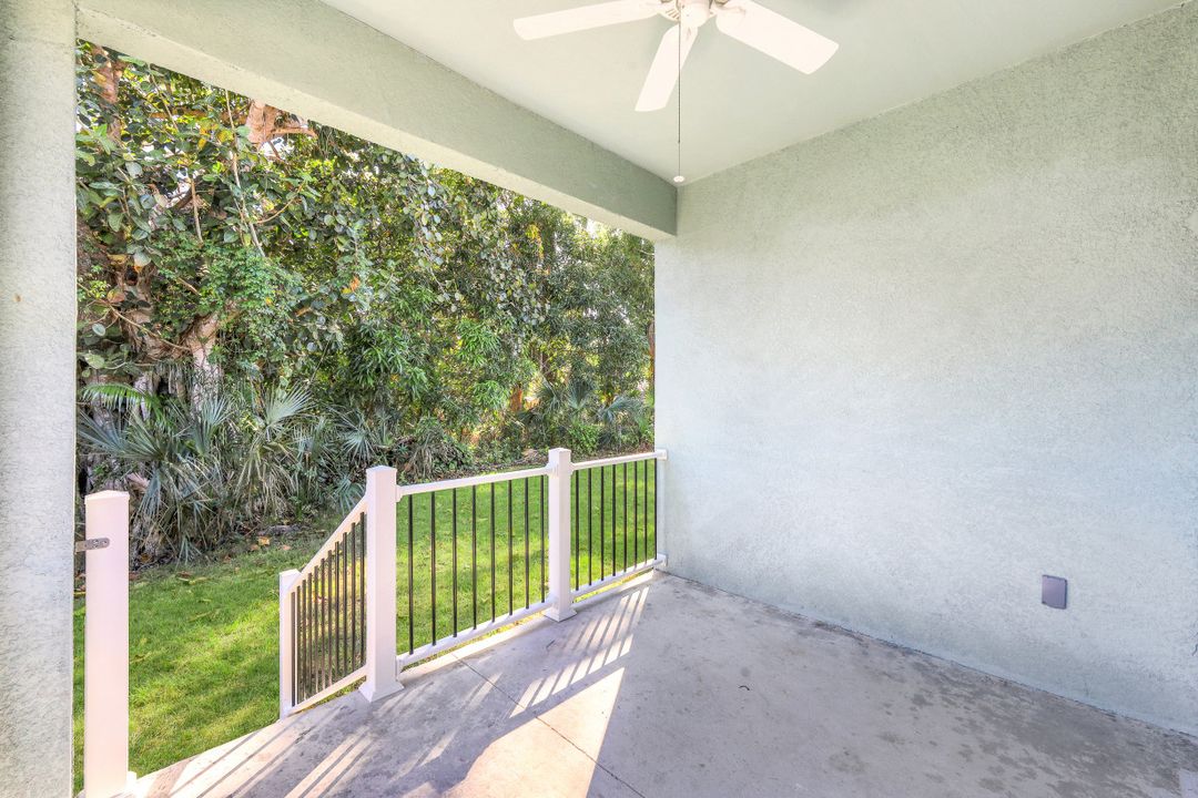 10004 Connecticut St, Bonita Springs, FL 34135