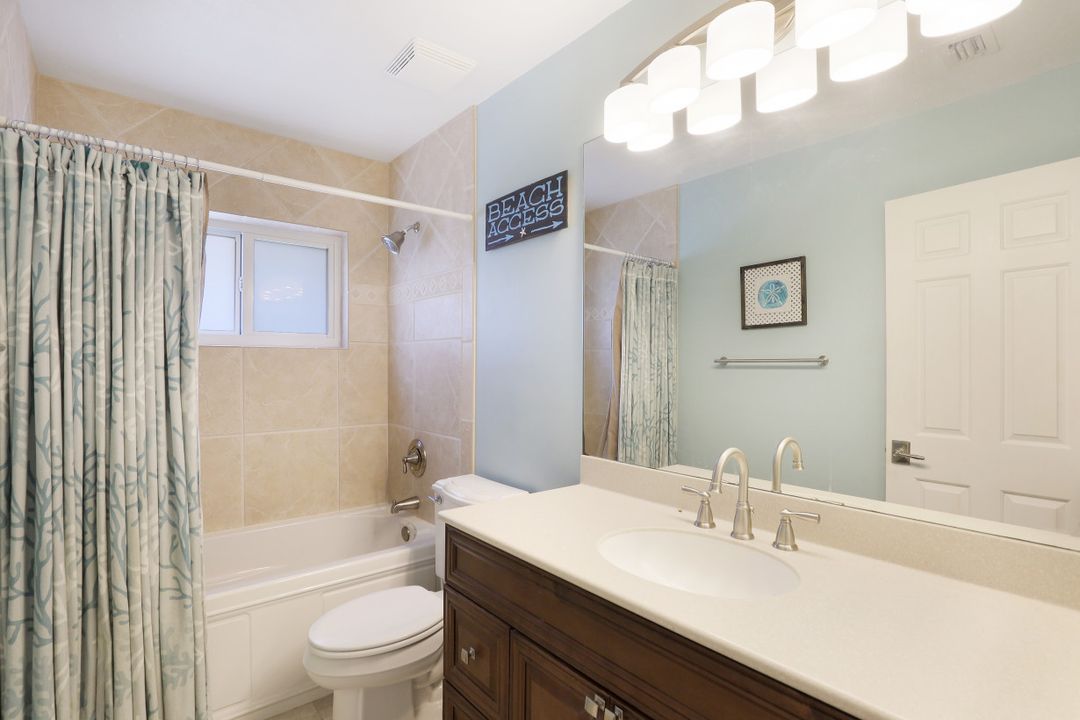 448 Parkhouse Ct, Marco Island, FL 34145