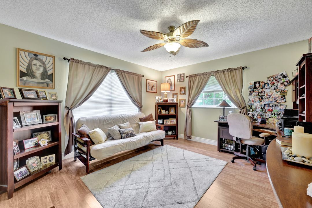 7160 Vassar Dr, Fort Myers, FL 33908