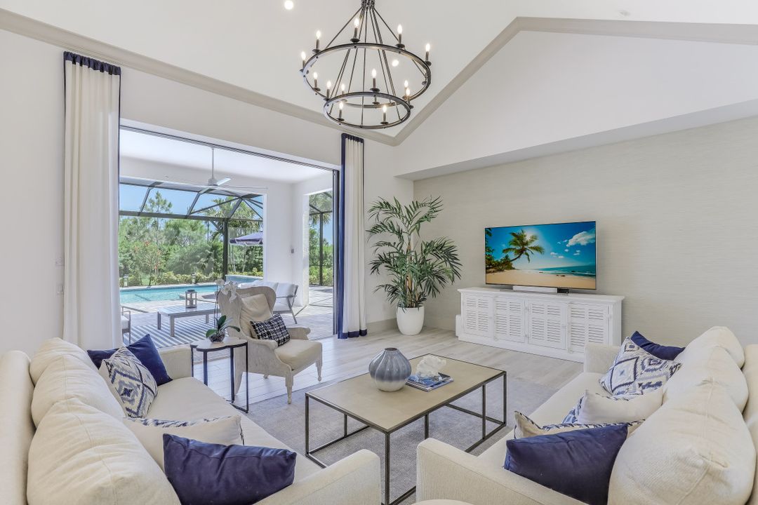 3232 Tavolara Ln, Naples, FL 34114