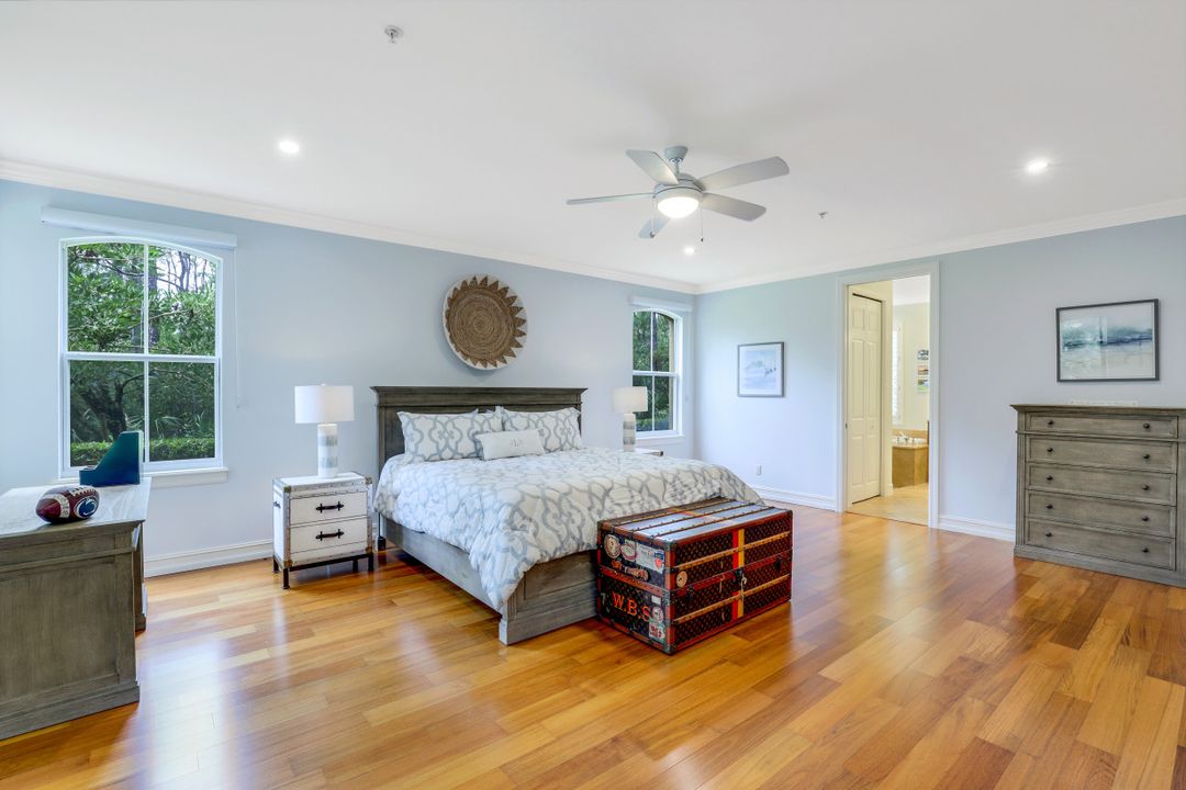 2882 Castillo Ct  #101, Naples, FL 34109