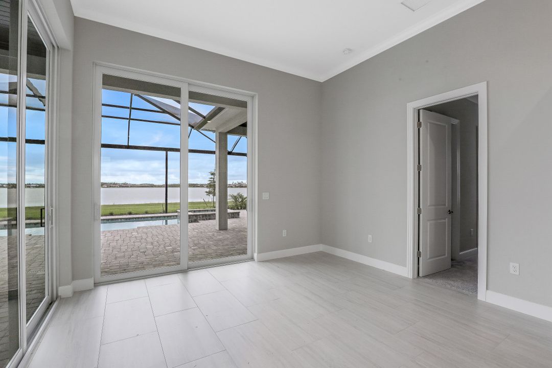 18645 WildBlue Blvd, Fort Myers, FL 33913