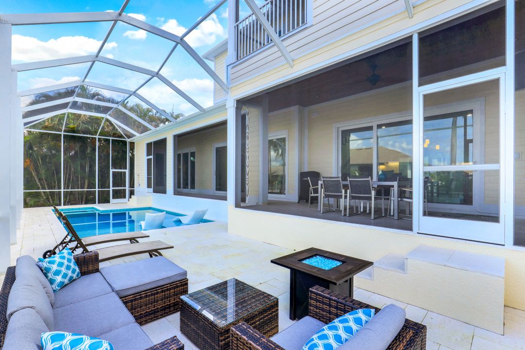 27050 Flamingo Dr, Bonita Springs, FL 34135