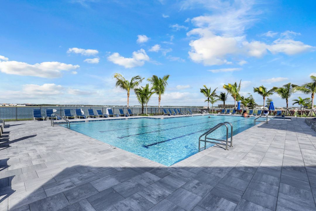 19080 Marquesa Dr, Fort Myers, FL 33913