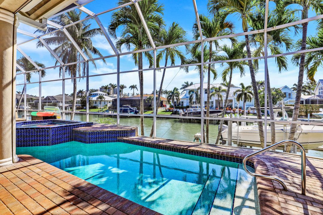 530 Taylor Ct, Marco Island, FL 34145