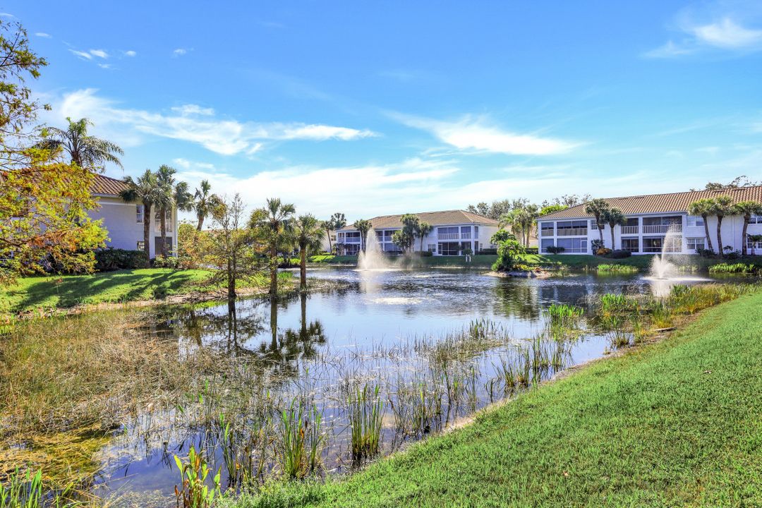 6940 Satinleaf Rd N #101, Naples, FL 34109