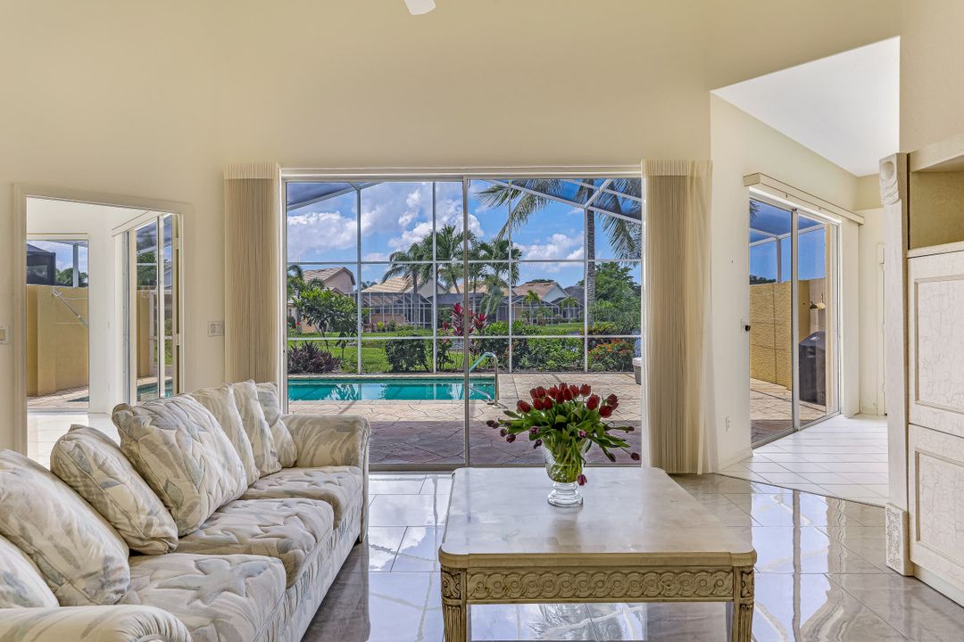 28448 Highgate Dr, Bonita Springs, FL 34135