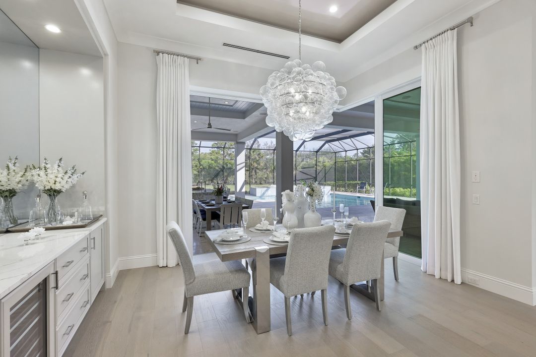 603 West St, Naples, FL 34108