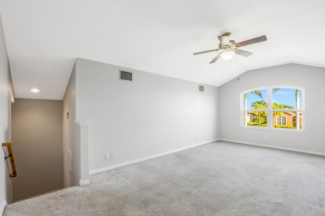 2227 Grove Dr, Naples, FL 34120