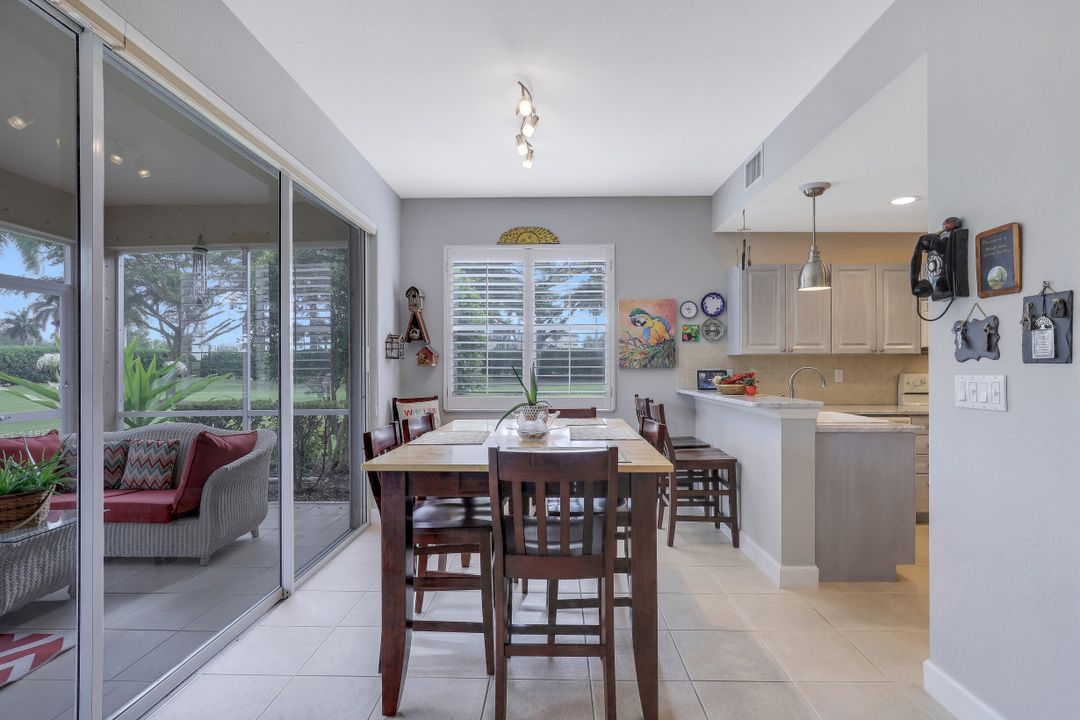 6864 Ascot Dr #102, Naples, FL 34113