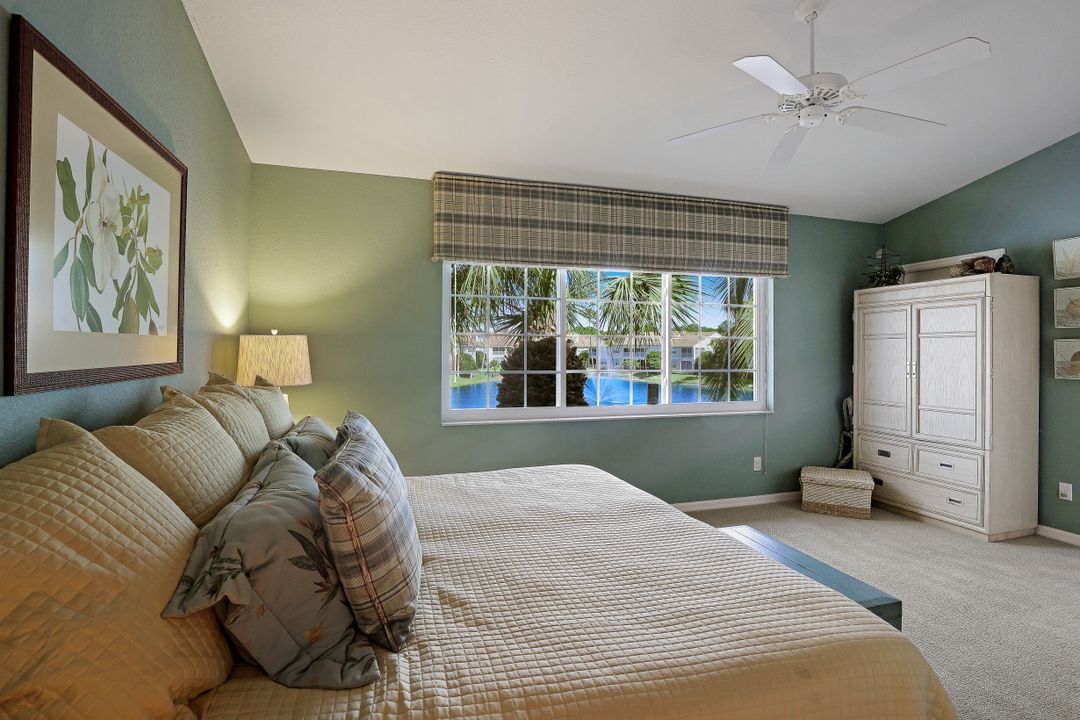 8345 Excalibur Cir #M-12, Naples, FL 34108