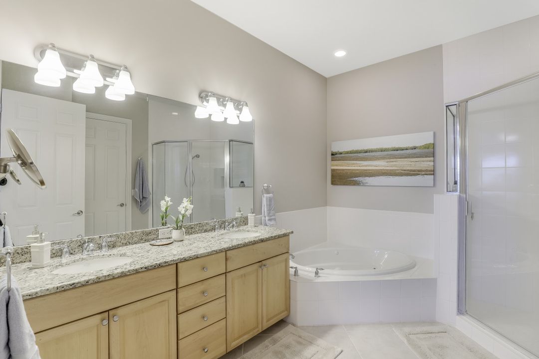 7160 Lemuria Cir #1501, Naples, FL 34109