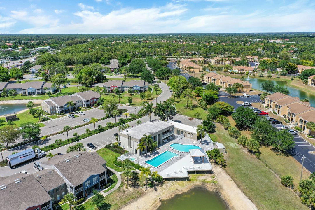 132 Santa Clara Dr, Naples, FL 34104