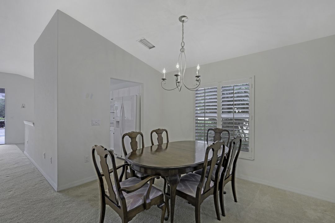 2432 Woodbourne Pl, Cape Coral, FL 33991