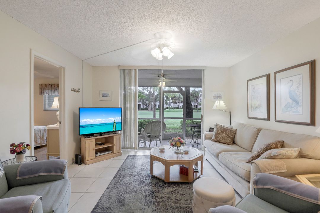 180 Turtle Lake Ct #103, Naples, FL 34105