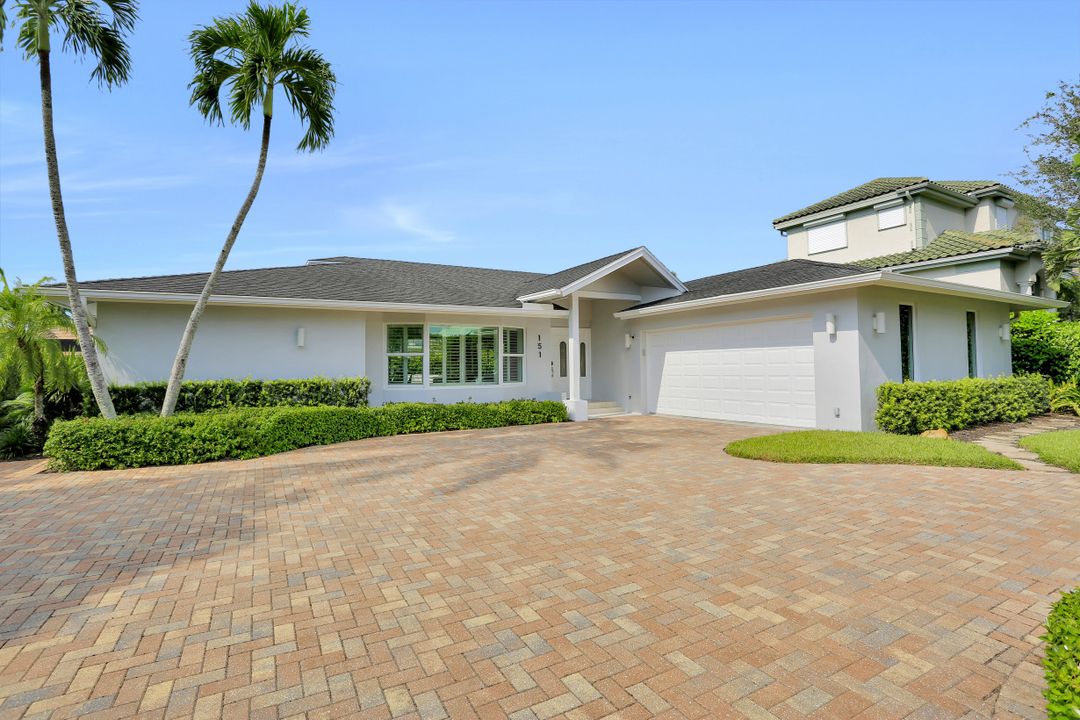 151 Bayview Ave, Naples, FL 34108