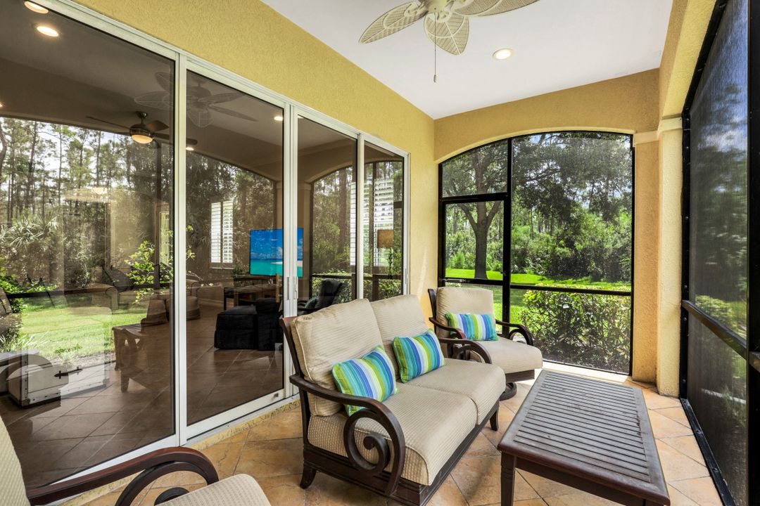 2882 Castillo Ct  #101, Naples, FL 34109