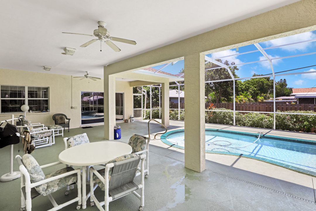 6705 Overlook Dr, Fort Myers, FL 33919