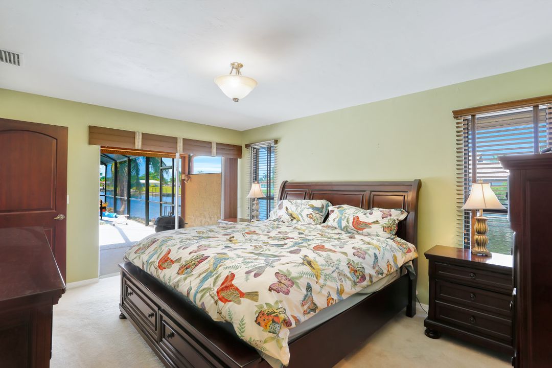 1902 SE 32nd St, Cape Coral, FL 33904
