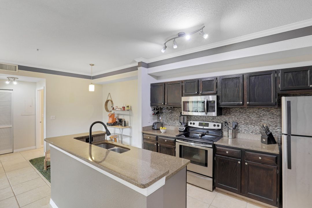 11550 Villa Grand #1311, Fort Myers, FL 33913