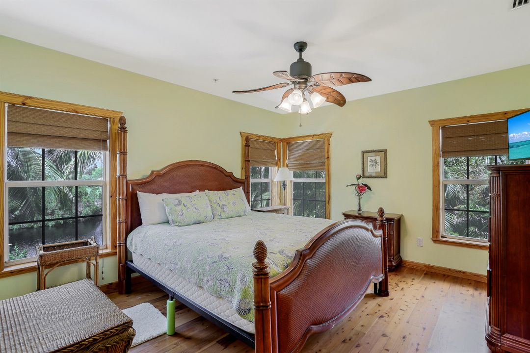 5200 Genesee Pkwy, Bokeelia, FL 33922