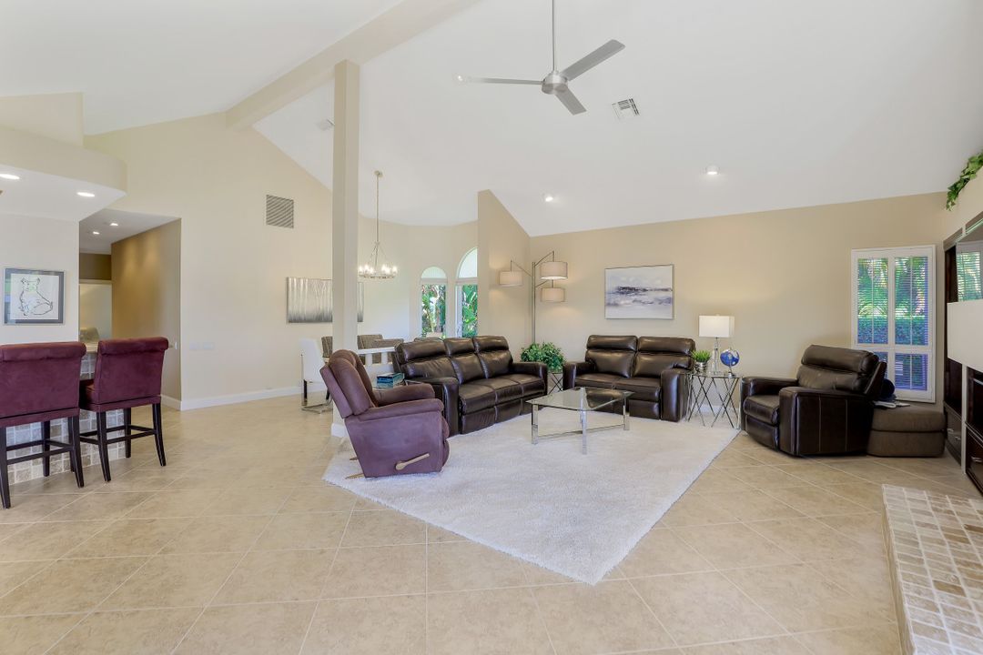 20419 Wildcat Run Dr, Estero, FL 33928