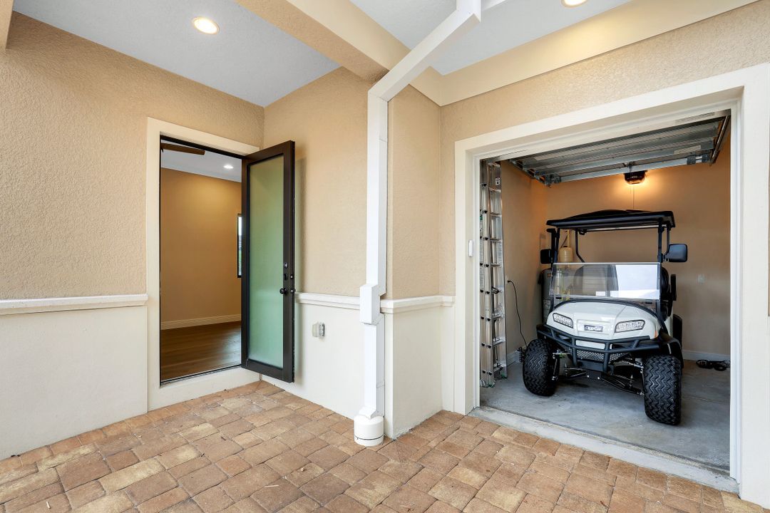 9539 Via Lago Way, Fort Myers, FL 33912