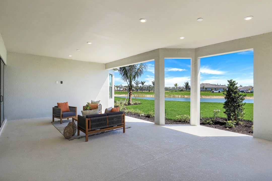 17497 Aquila Ct, Fort Myers, FL 33913