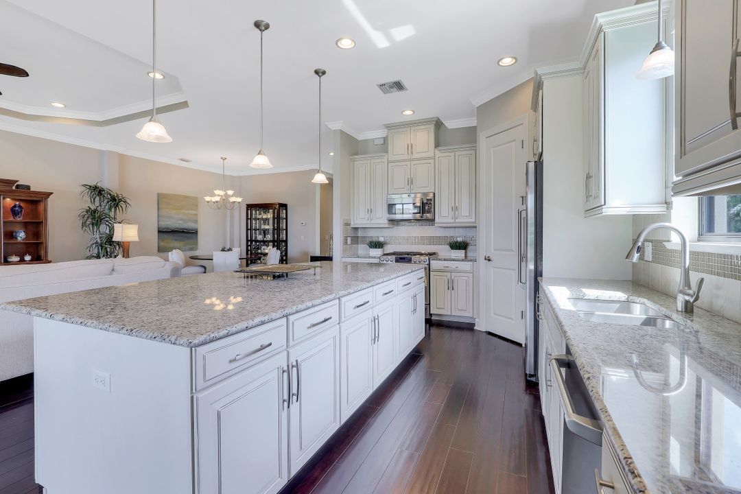 9123 Trivoli Terrace, Naples, FL 34119