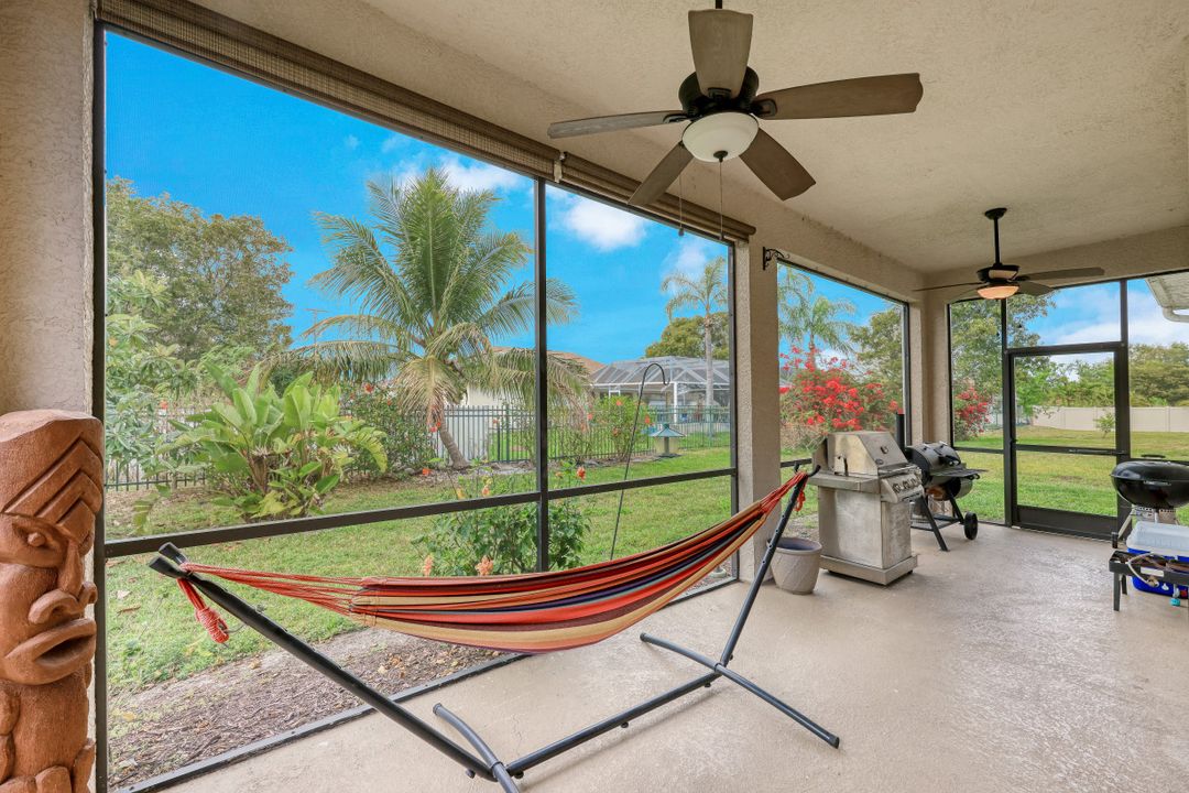 2157 Cape Heather Cir, Cape Coral, FL 33991