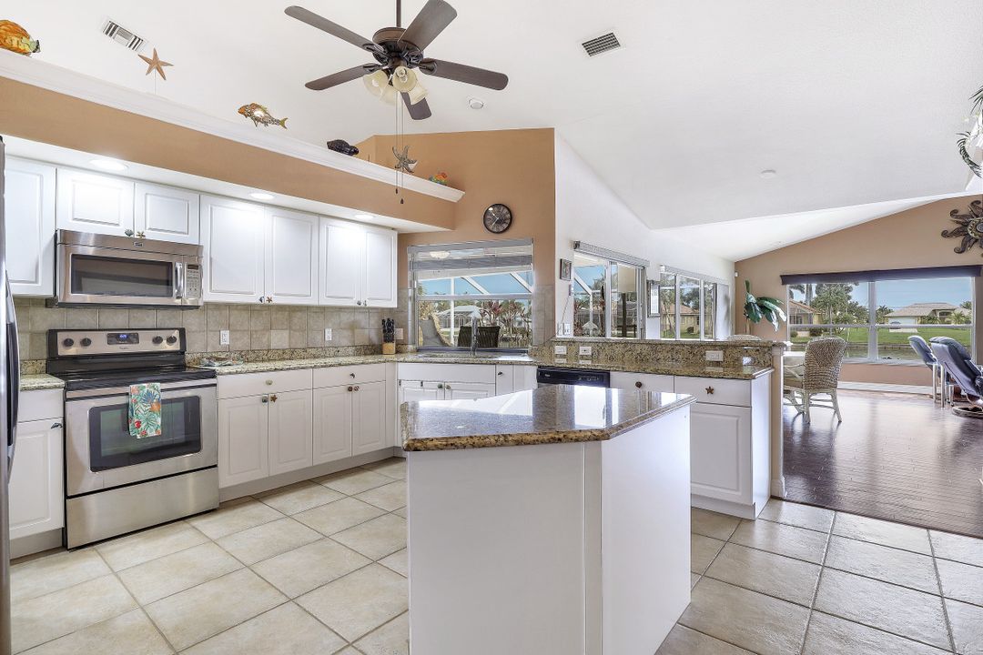 2640 SW 30th St, Cape Coral, FL 33914