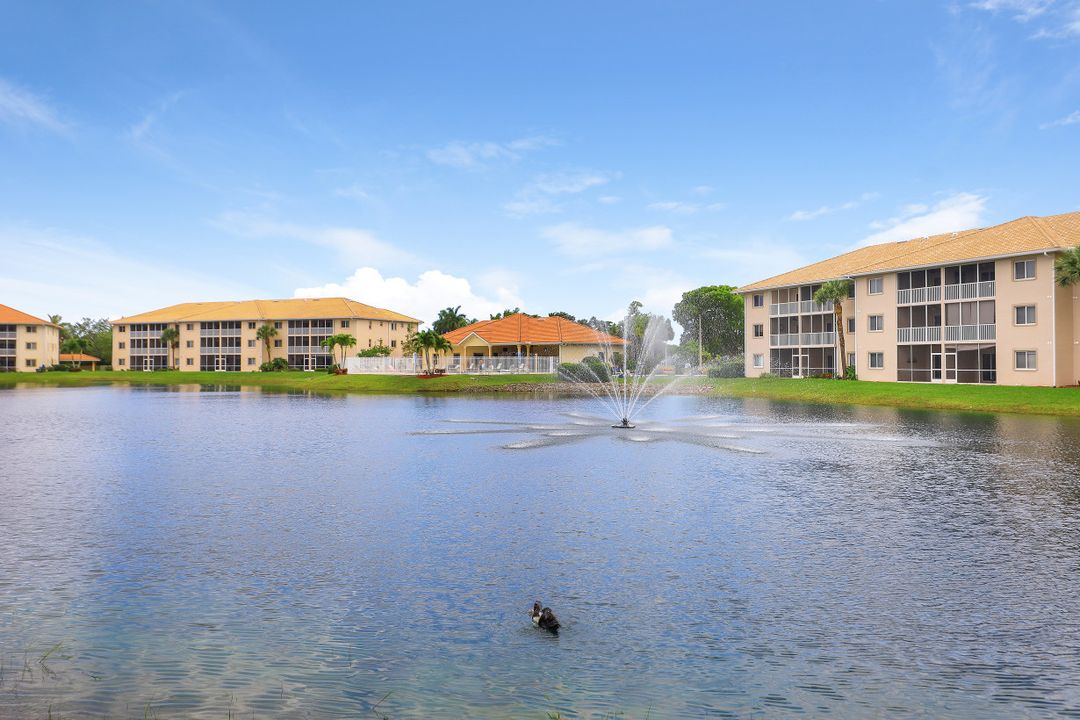 7822 Great Heron Way #104, Naples, FL 34104