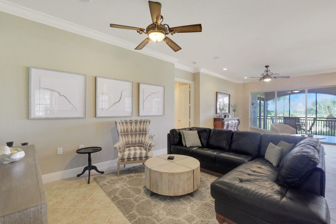 8997 Cherry Oaks Tr #202, Naples, FL 34114