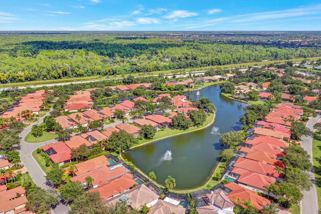 112 April Sound Dr, Naples, FL 34119