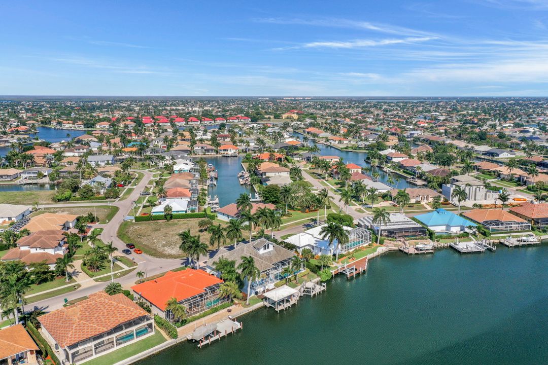 110 Copperfield Ct, Marco Island, FL 34145